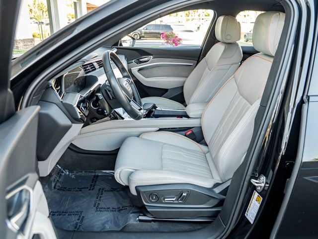 2024 Audi Q8 e-tron Prestige quattro