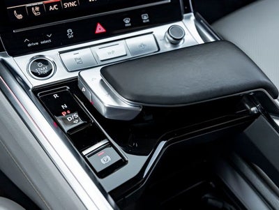 2024 Audi Q8 e-tron Prestige quattro