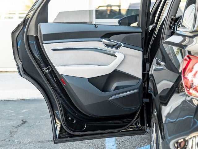 2024 Audi Q8 e-tron Prestige quattro