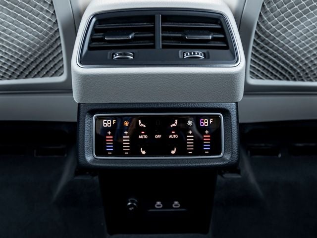 2024 Audi Q8 e-tron Prestige quattro