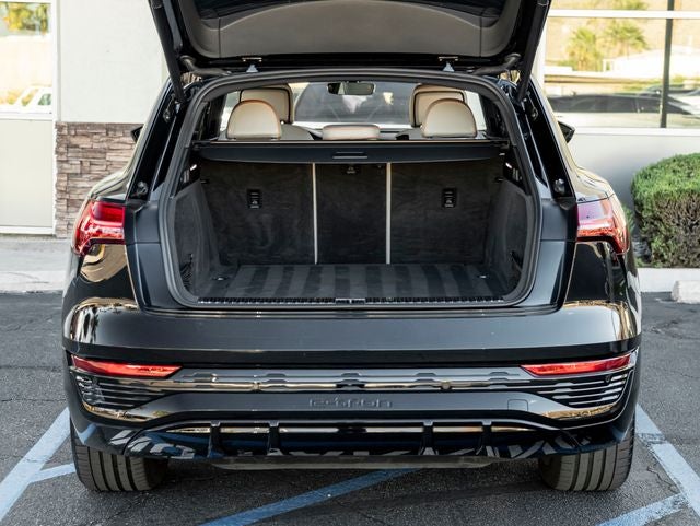 2024 Audi Q8 e-tron Prestige quattro