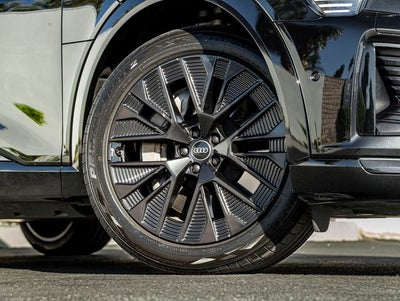2024 Audi Q8 e-tron Prestige quattro