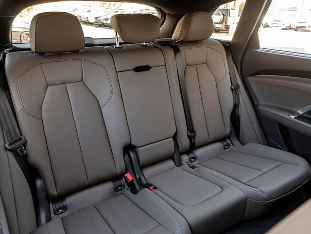 2026 Audi Q5 2.0T Prestige quattro