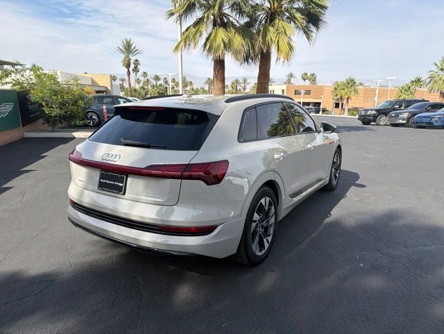 2021 Audi e-tron Premium quattro