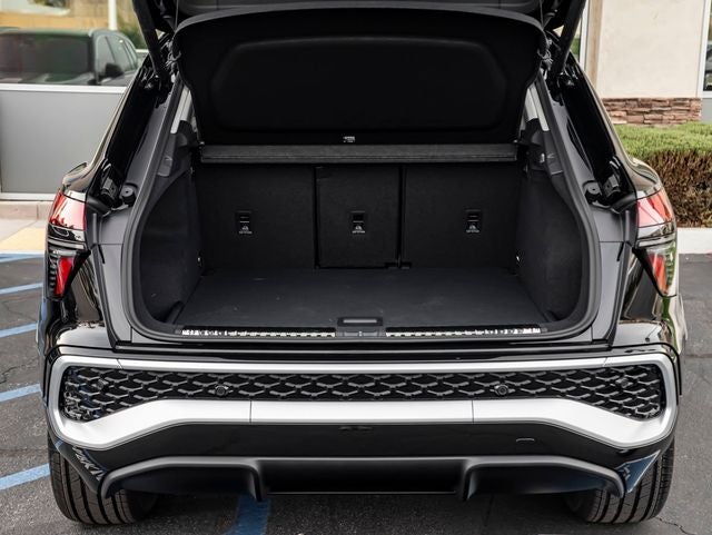 2026 Audi Q3 S line quattro