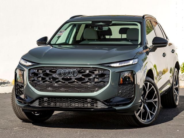 2026 Audi Q3 S line quattro's photo