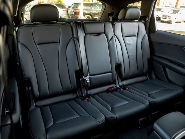 2026 Audi Q7 45 Premium quattro