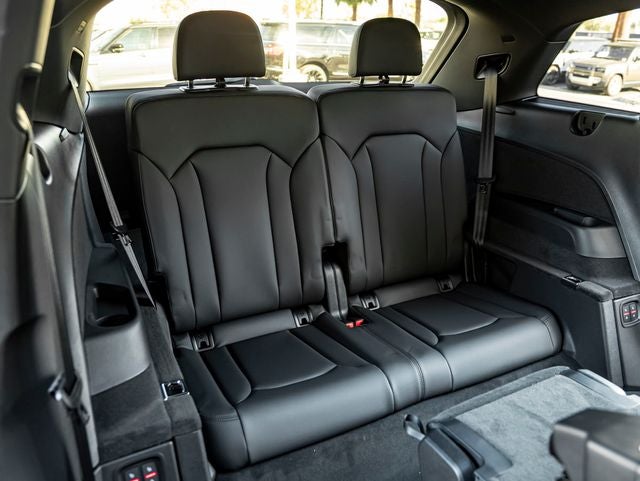 2026 Audi Q7 45 Premium quattro