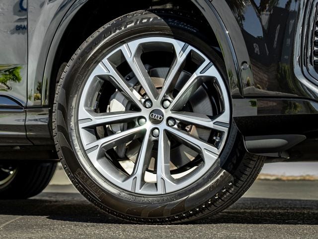 2026 Audi Q7 45 Premium quattro
