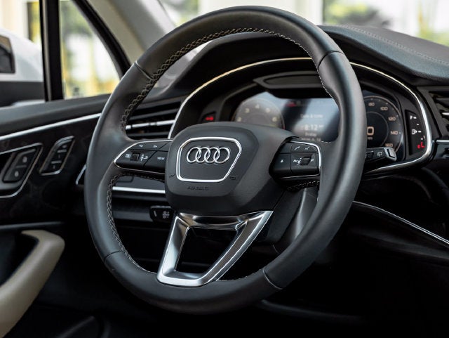 2025 Audi Q7 45 Premium quattro