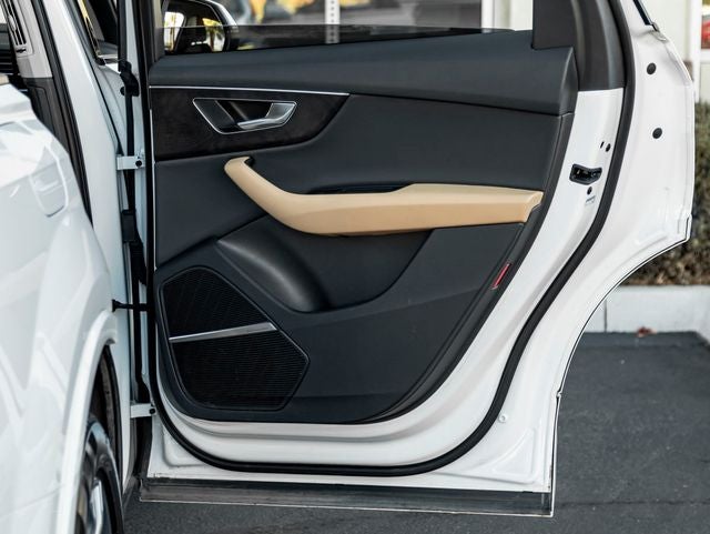 2025 Audi Q7 45 Premium quattro