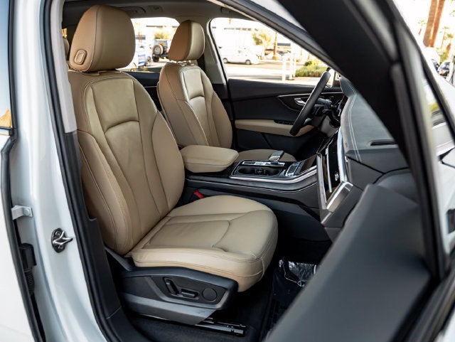 2025 Audi Q7 45 Premium quattro