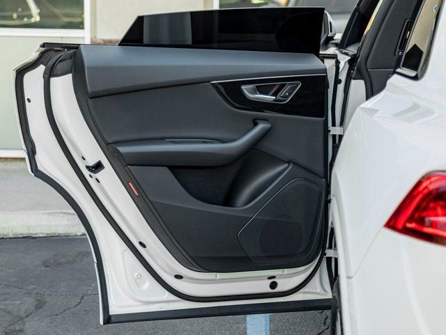 2020 Audi Q8 55 Premium quattro