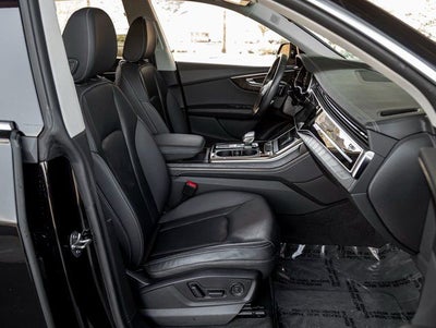 2023 Audi Q8 55 Premium Plus quattro