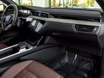 2024 Audi Q8 Sportback e-tron Premium Plus S line quattro
