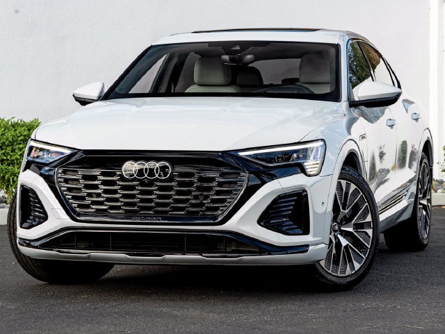 2024 Audi Q8 Sportback e-tron Prestige S line quattro