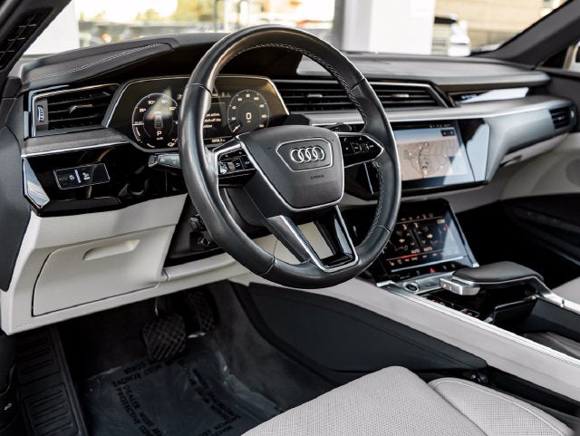 2024 Audi Q8 Sportback e-tron Prestige S line quattro