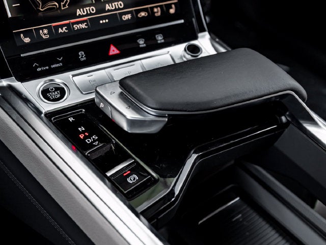 2024 Audi Q8 Sportback e-tron Prestige S line quattro