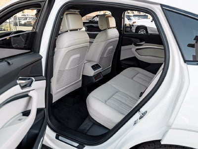 2024 Audi Q8 Sportback e-tron Prestige S line quattro