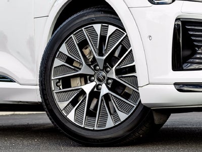 2024 Audi Q8 Sportback e-tron Prestige S line quattro