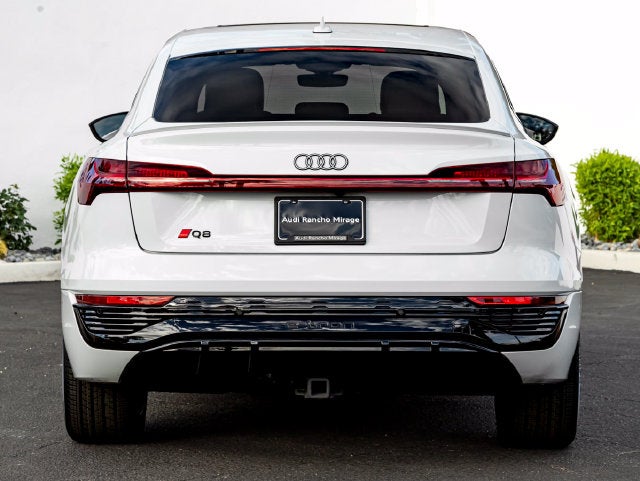 2024 Audi Q8 Sportback e-tron Prestige S line quattro