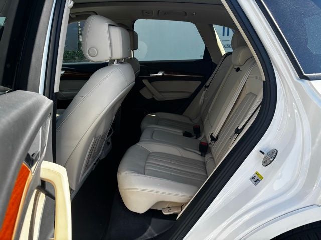 2023 Audi Q5 45 S line Premium quattro