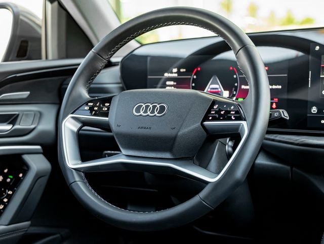 2025 Audi Q5 2.0T Premium Plus quattro