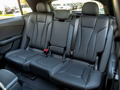 2021 Audi Q8 55 Premium Plus quattro