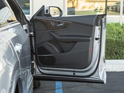 2021 Audi Q8 55 Premium Plus quattro