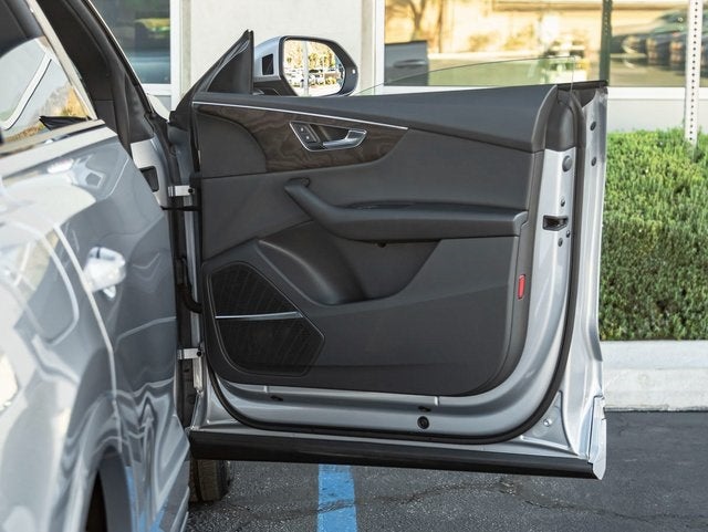 2021 Audi Q8 55 Premium Plus quattro