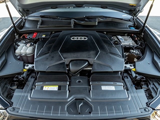 2021 Audi Q8 55 Premium Plus quattro