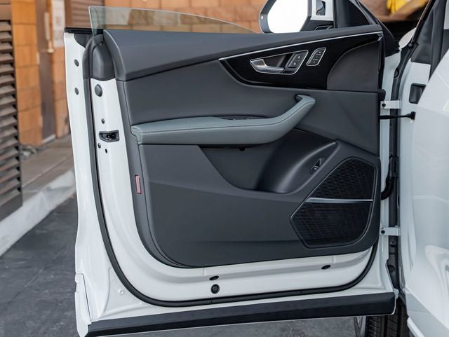 2026 Audi Q8 Premium Plus quattro