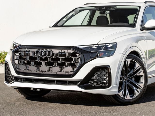2026 Audi Q8 Premium Plus quattro