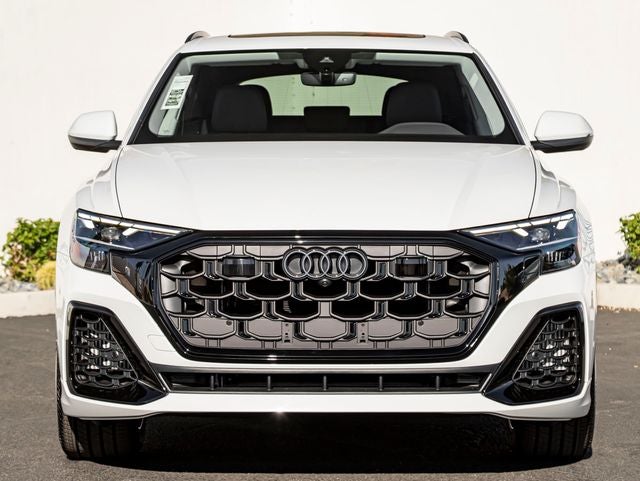 2026 Audi Q8 Premium Plus quattro