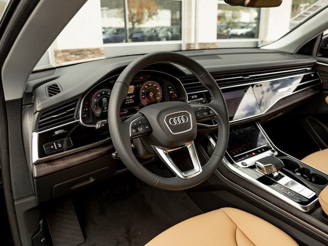 2025 Audi Q8 55 Premium Plus quattro