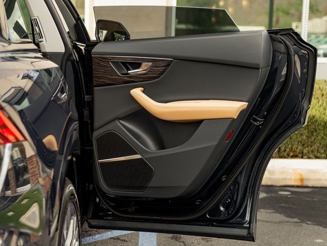 2025 Audi Q8 55 Premium Plus quattro