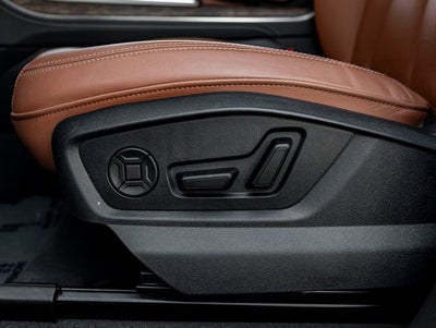 2025 Audi Q8 55 Premium Plus quattro