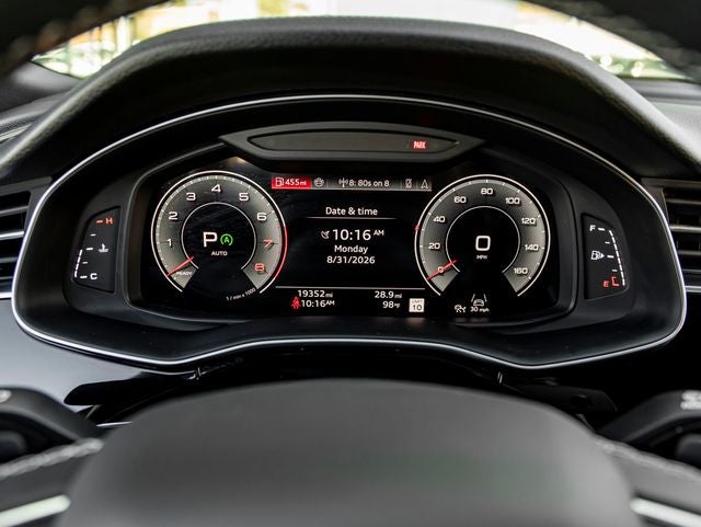2025 Audi Q8 55 Premium Plus quattro