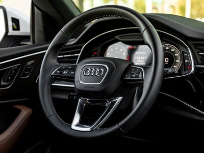 2025 Audi Q8 55 Premium Plus quattro