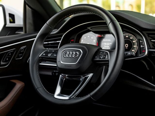 2025 Audi Q8 55 Premium Plus quattro