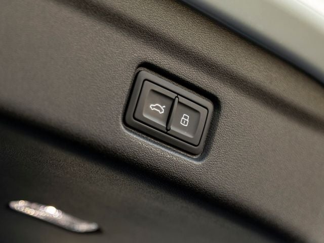 2027 Audi Q6 Sportback e-tron Prestige quattro