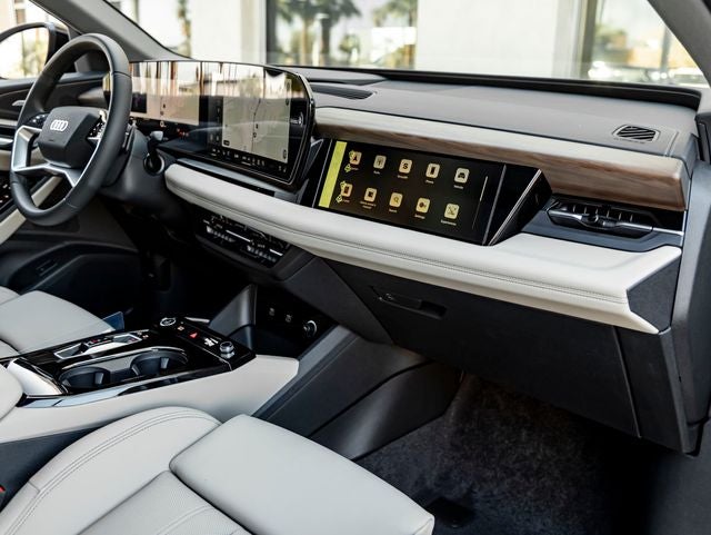 2027 Audi Q6 Sportback e-tron Prestige quattro