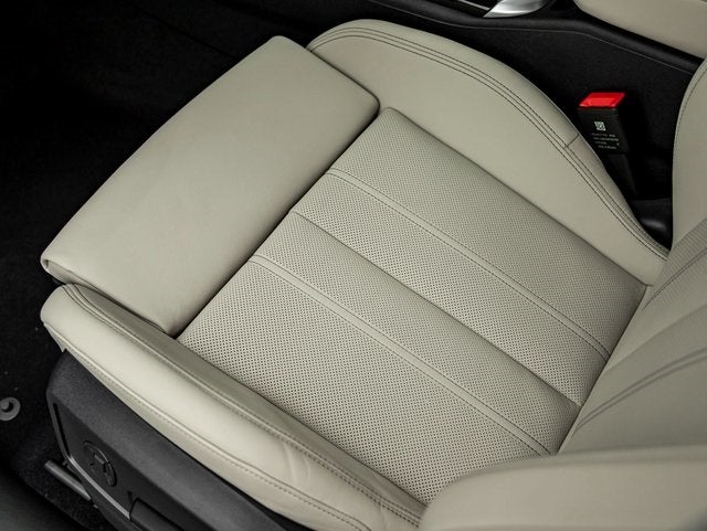 2025 Audi Q5 2.0T Prestige quattro