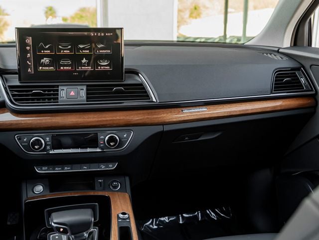 2023 Audi Q5 45 S line Premium quattro