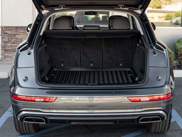 2023 Audi Q5 45 S line Premium quattro