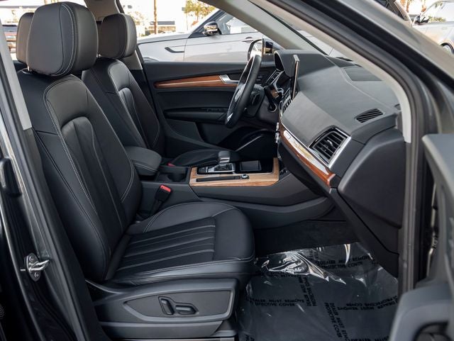 2023 Audi Q5 45 S line Premium quattro