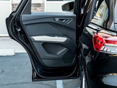 2023 Audi Q4 e-tron Premium quattro