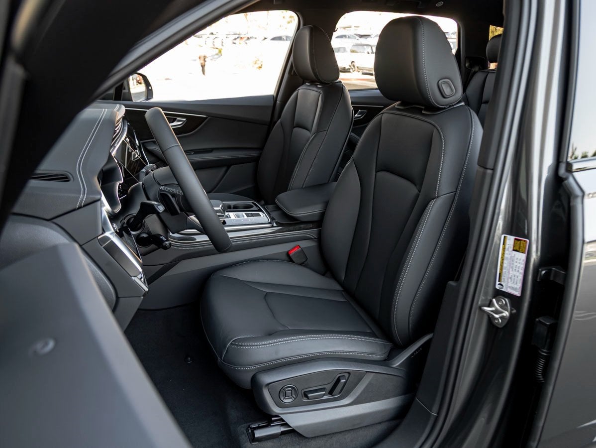 2025 Audi Q7 45 Premium Plus quattro