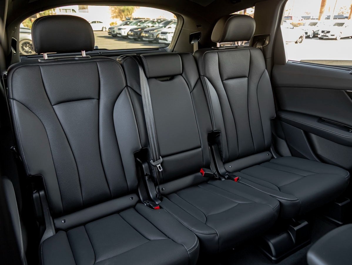 2025 Audi Q7 45 Premium Plus quattro