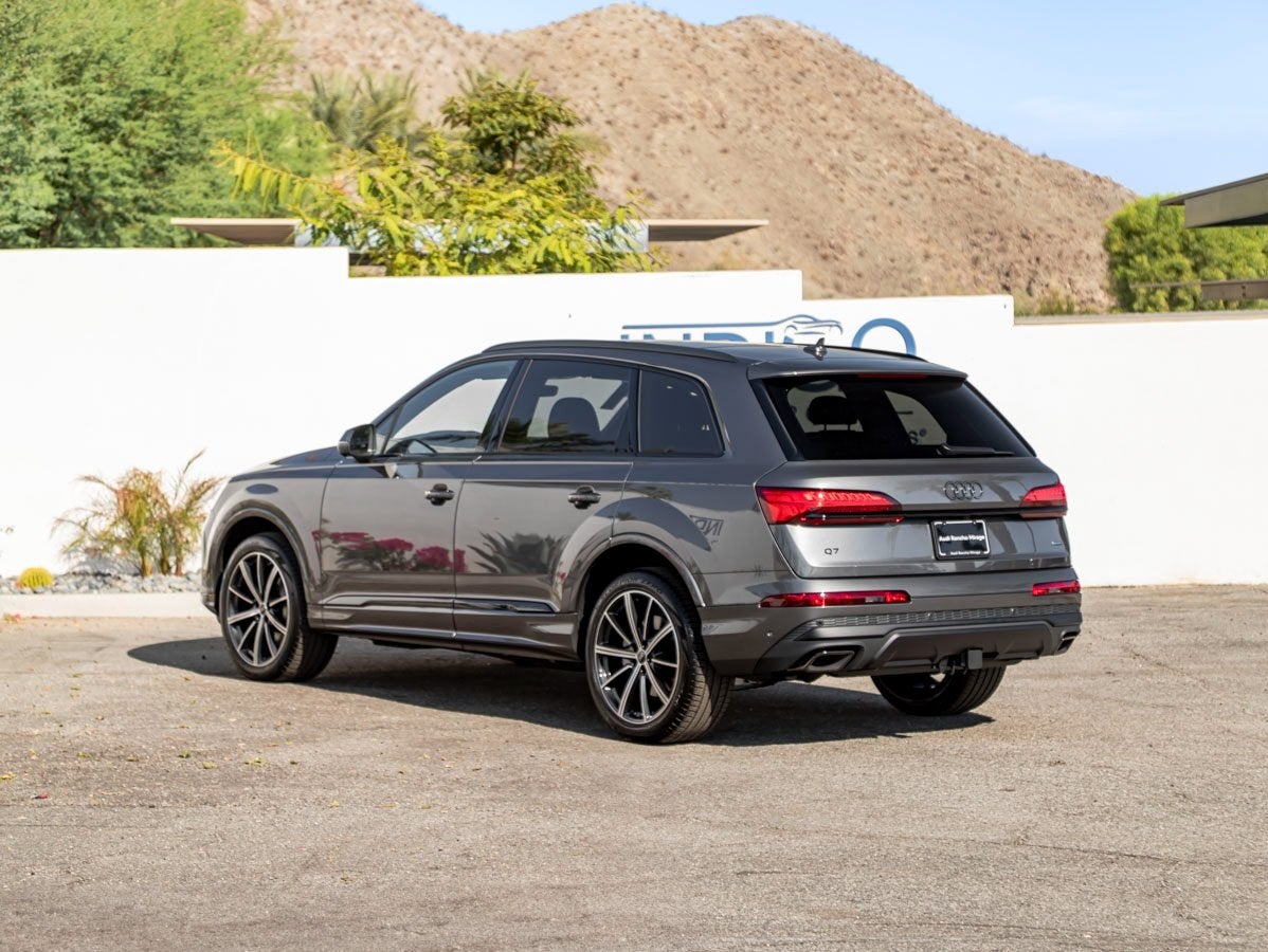 2025 Audi Q7 45 Premium Plus quattro